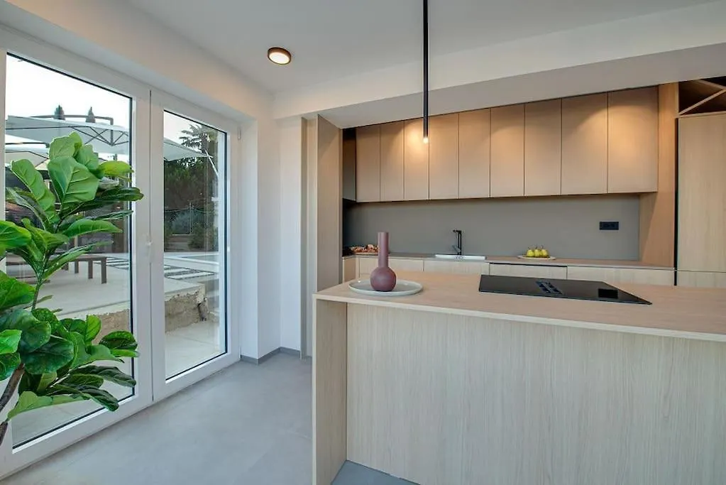 Apartment Starfish With Private Pool And Magnificent Sea View Opatija