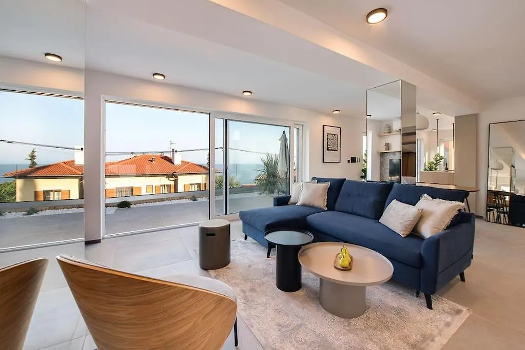 Apartment Starfish With Private Pool And Magnificent Sea View Opatija